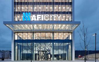 Lobby of the recently completed AFI CITY office building 1