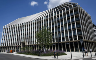 A distinctive facade and 92 luxury apartments. Penta presented Victoria Palace on Victory Square