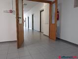 Offices to let in Merkaz OC