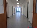 Offices to let in Merkaz OC