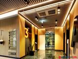 Offices to let in Offices OC Flora