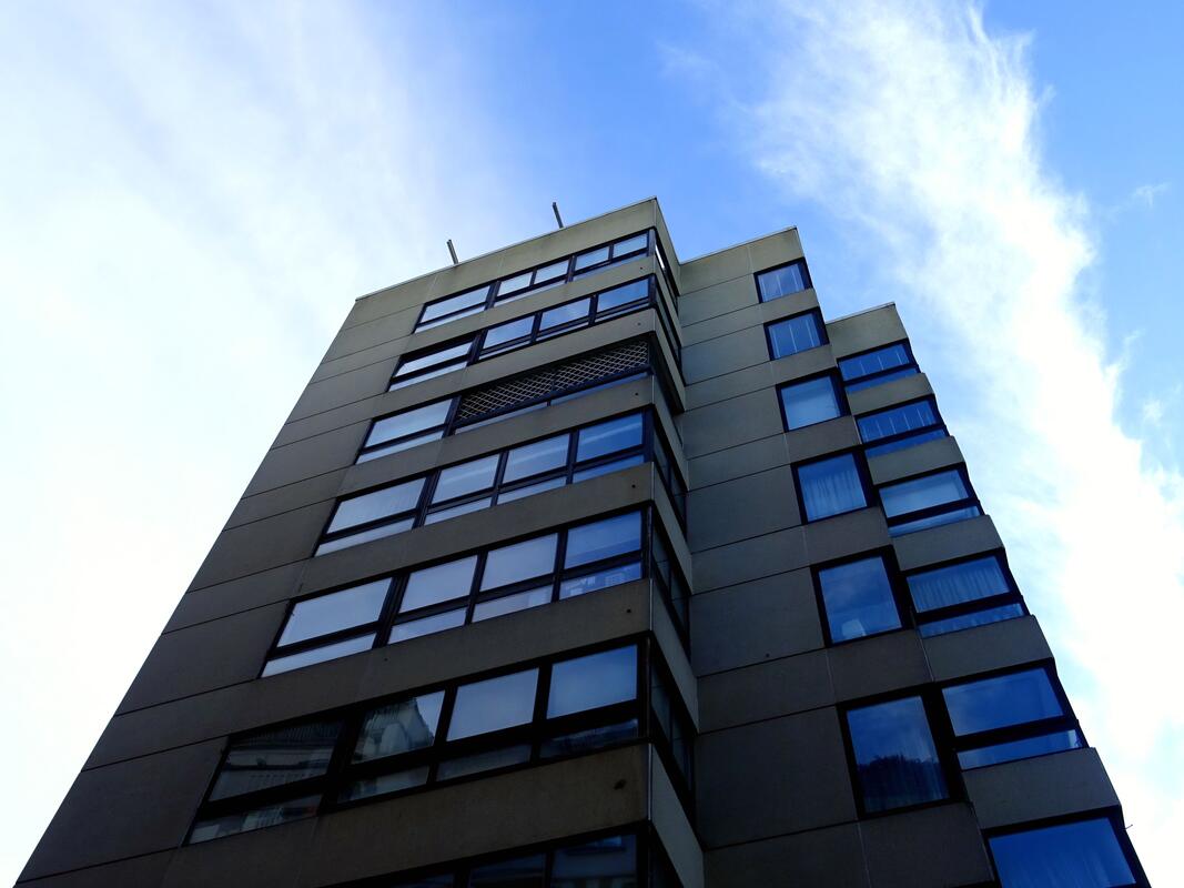Bakala sold real estate in Karlin
