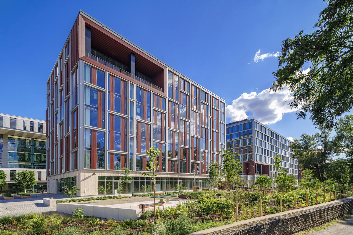 Mississippi House and Missouri Park are the first administrative buildings in the Czech Republic to have WELL PLATINUM certification