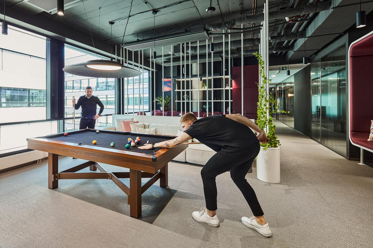 Scott.Weber Workspace is expanding significantly. It will enter new buildings in Prague, Ostrava and Brno and open 16,500 m2 of new offices for more than 2,000 people