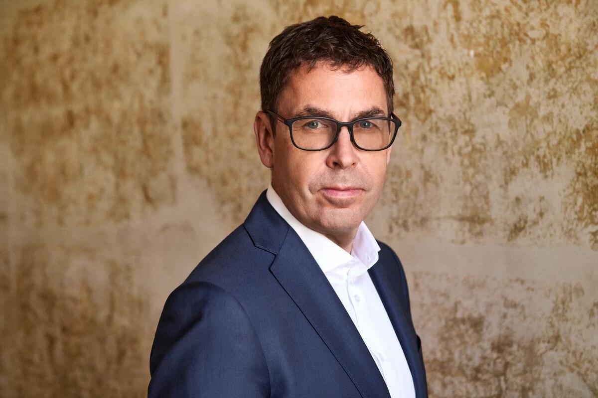 Crestyl Group has a new CEO – Simon Johnson, founder Omar Koleilat leaves the management of the Czech developer