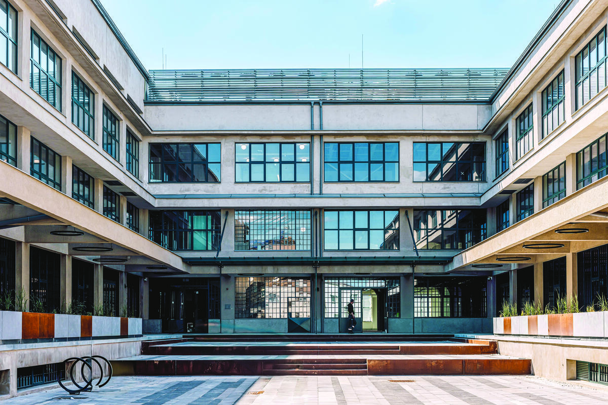 Award-Winning Excellence: OBERMEYER Helika Redefines Modern Business Spaces