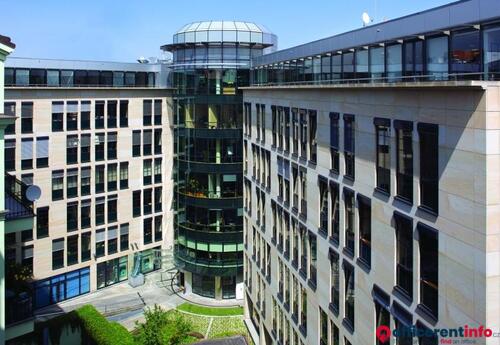 Offices to let in Jungmannova Plaza
