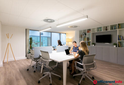 Offices to let in Avenue to Work Your Way in Regus Stock Exchange