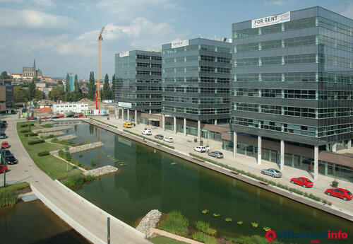 Offices to let in Flexible workspace in Regus Spielberk Office Centre