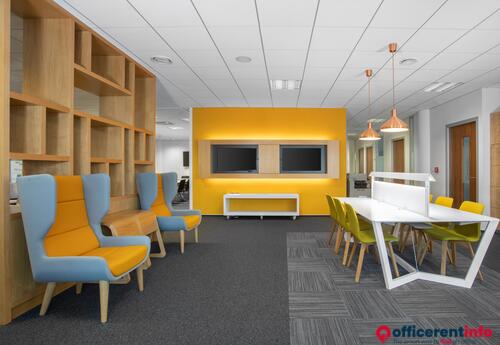 Offices to let in Adaptive Workspace in Regus Airport