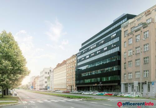 Offices to let in APEIRON Office Center