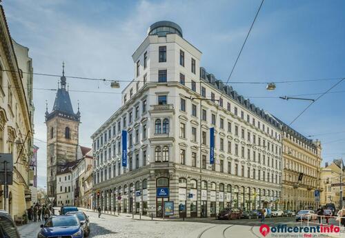 Offices to let in Lazarská Business Centre