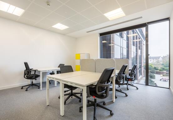 Agile Workspace in Regus River Garden