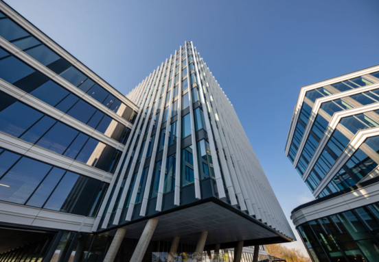 Port7 by Skanska Receives Prestigious WELL Core v2 Platinum Certification, Delivering a Healthy Workplace with Tangible Benefits for Employees